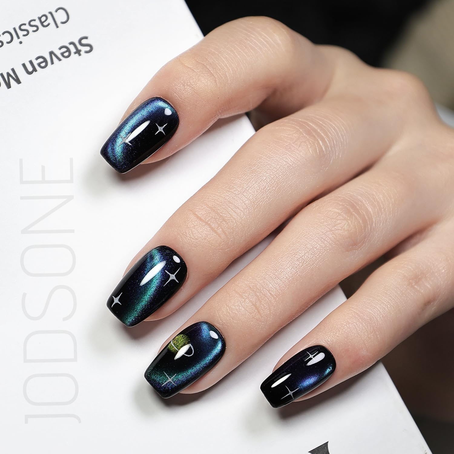JODSONE 16.5 mL 9D Chameleon Cat Eye Gel Polish with Magnet, Blue Purple | UV/LED Cure, Black Gel Polish Recommended for Stronger Contrast, Multiple Customizable Cat-Eye Effects, Soak-Off Formula(CAT08) - view 7